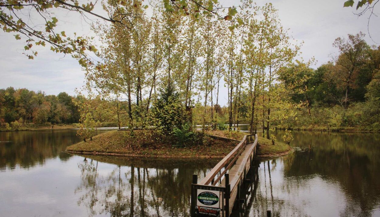 Image of a dock at Cross Creek Campground