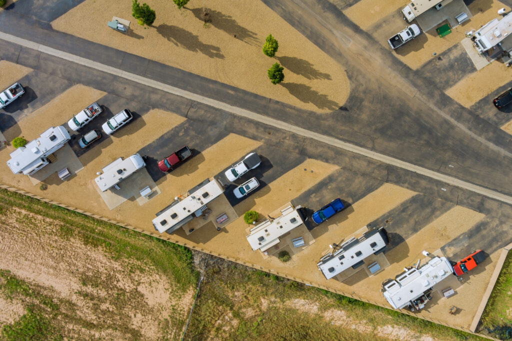 A ground of campers reunited in a rv park