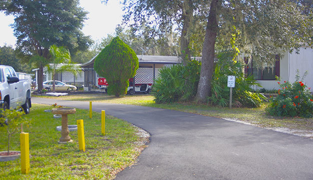 Oak Haven Mobile Home and RV Park (55+ park) - 5 Photos, 2 Reviews