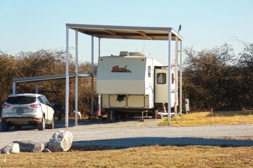 07 West Gate Rv Park Poolville Texas Fort Worth Weatherford Mineral Wells Covered Awning Full Hook Up Campsites