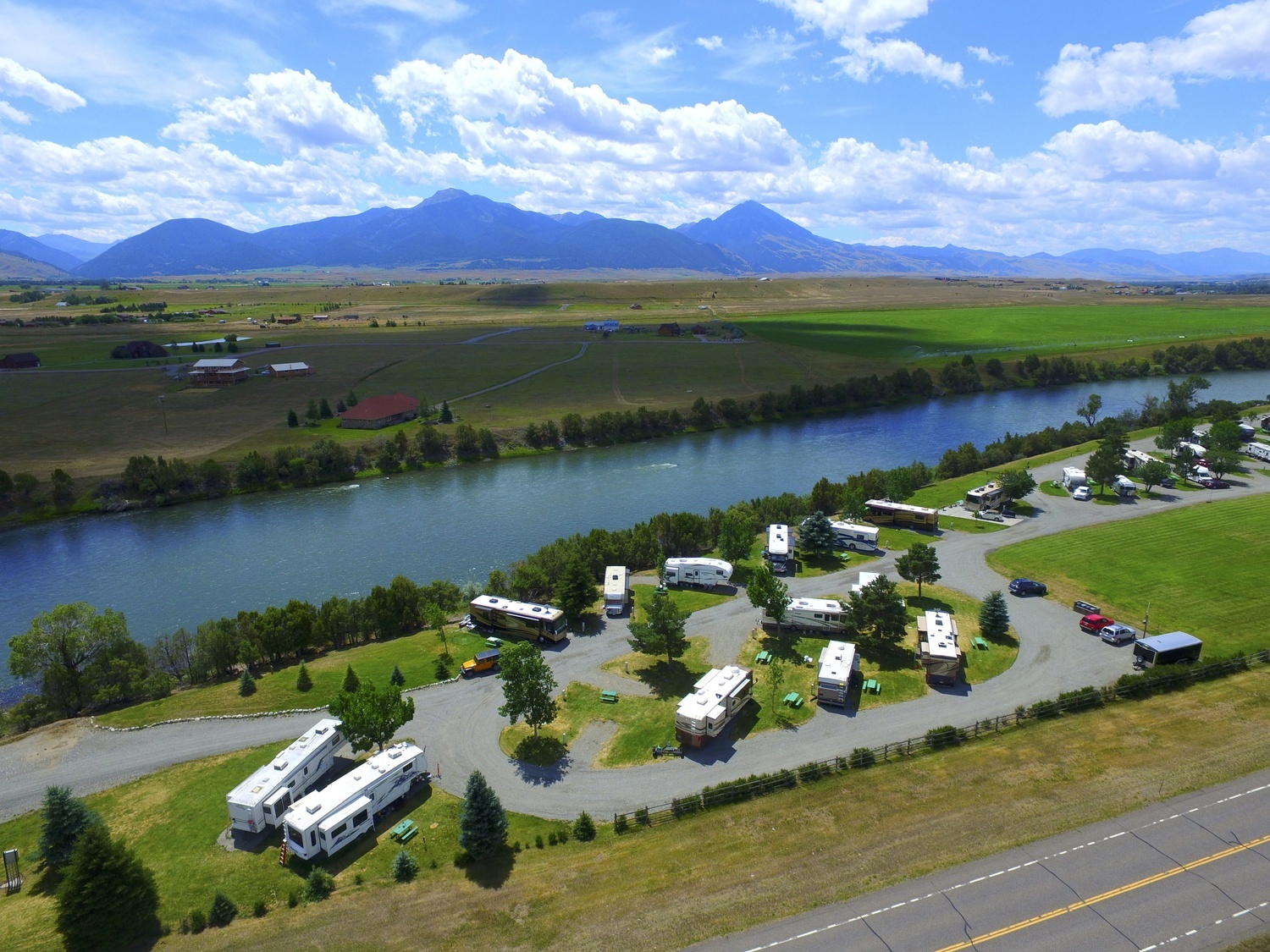 Yellowstones Edge Rv Park 14 Photos 1 Reviews Livingston Mt