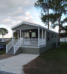 Escape to Tranquility: Lake Glenada RV Park, Your Florida Oasis