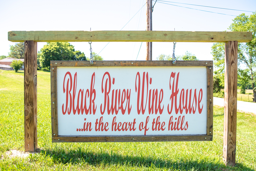 Black River Wine House   Rv Retreat Annapolis Mo 1