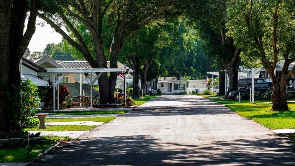 Baker Acres RV Resort (Age Restricted 55+) - 20 Photos - Zephyrhills,