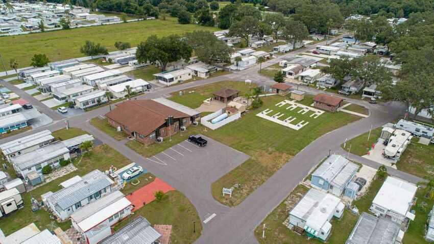 Lone Pine RV Park - - Ruskin, FL - RoverPass