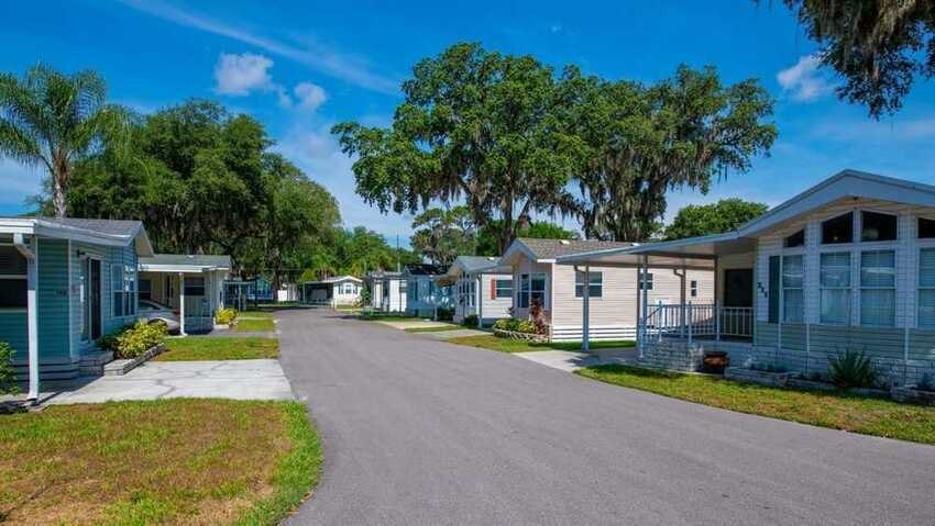 Southern Charm Rv Resort  Age Restricted 55   Zephyrhills Fl 8