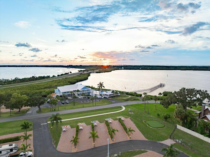 Water view sites at Fisherman's Cove