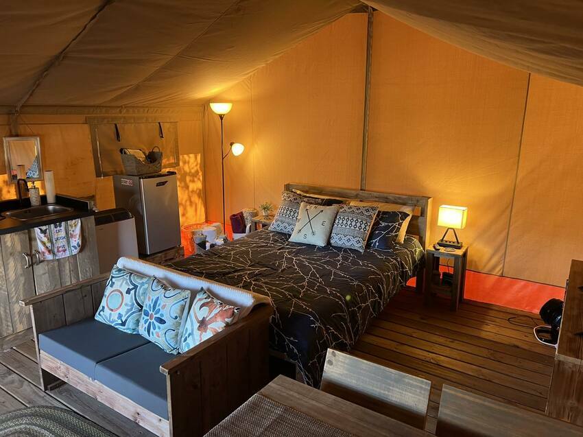 Glamping Tent1