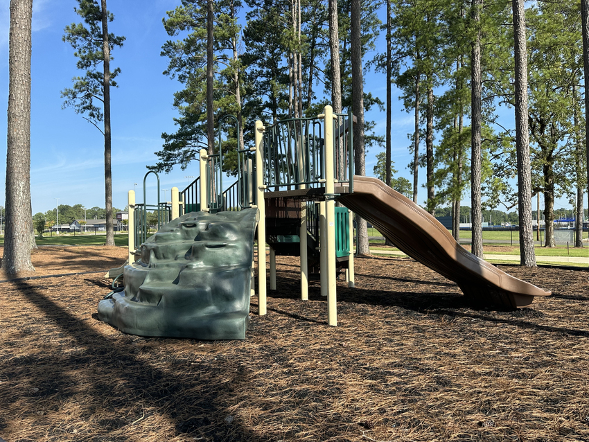 20 Playground 2 Img 3479