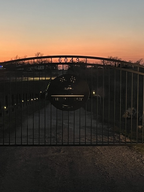 Pit Stop Sunset Gate